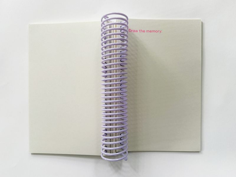Hverdag Books, A table is a wall, a door, a home / av Maike Statz
